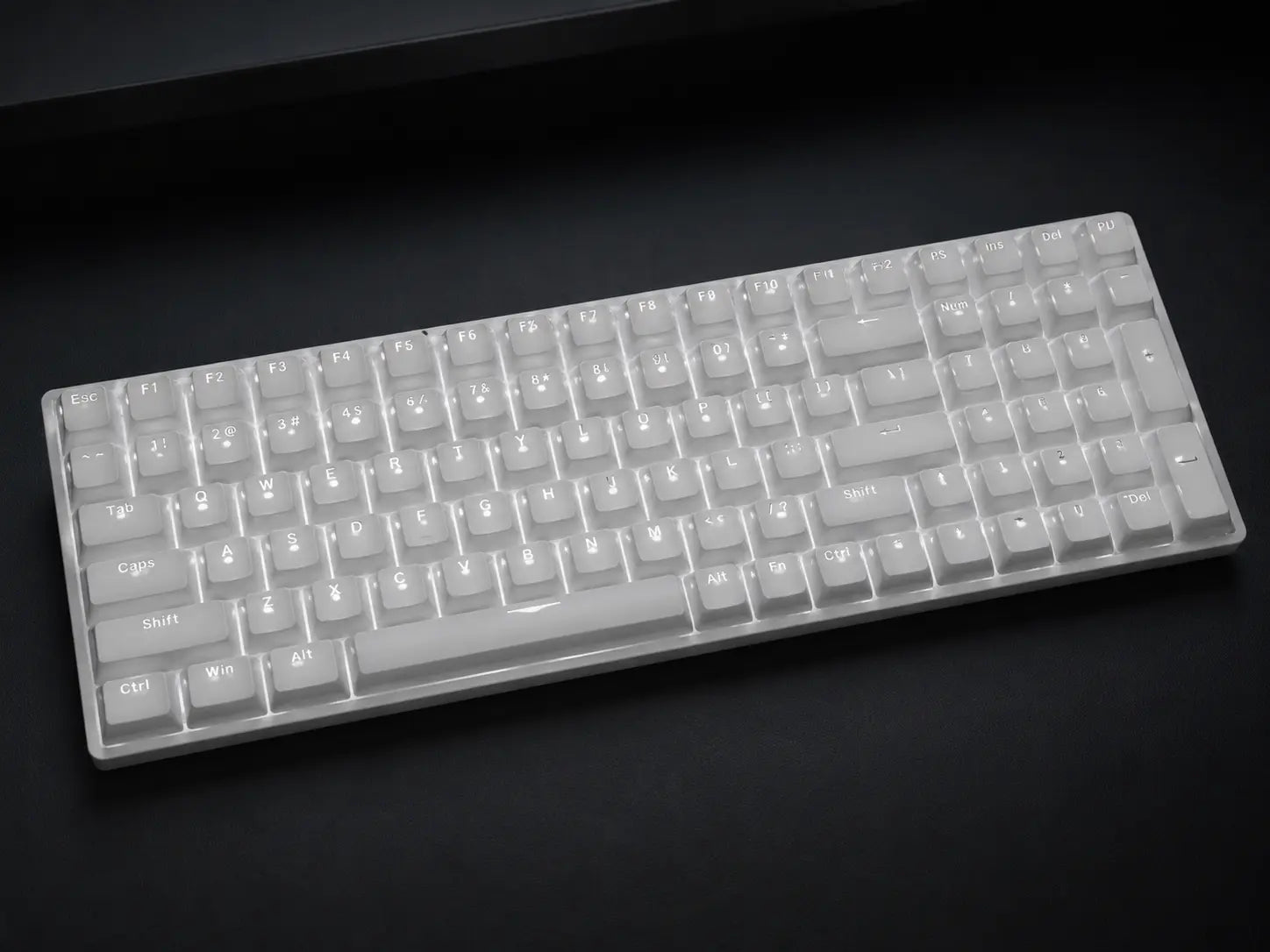 Wireless Mechanical Keyboard - Full Size White RGB Keyboard Sancticraft